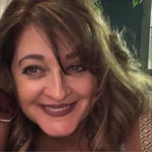 Meet your Posher, Dee